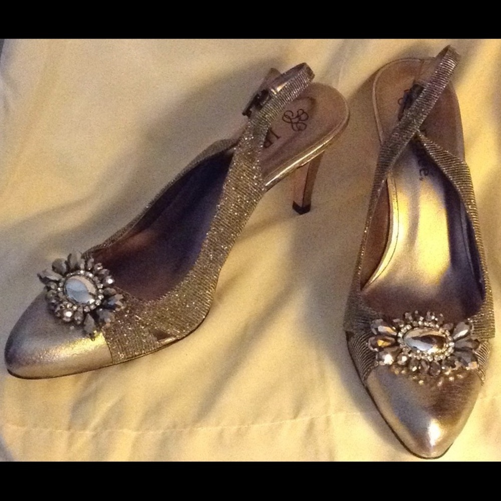J. Renee silver High Heels size 9m